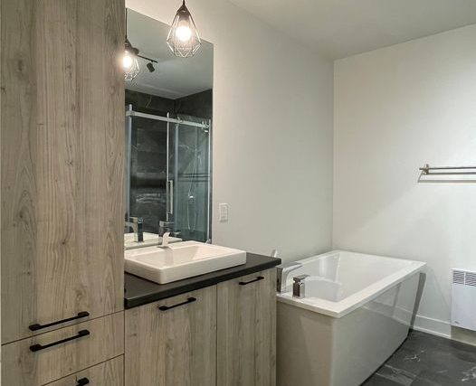 5 1/2 – 6436 rue Bertrand-Fabi – Rock-Forest